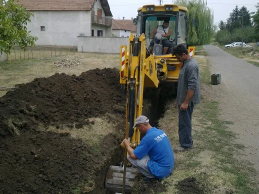 Изградња водоводне мреже, Нова Црвенка 14.09.2012. год.